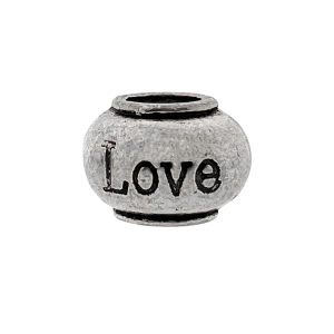 Perlina Love intorno